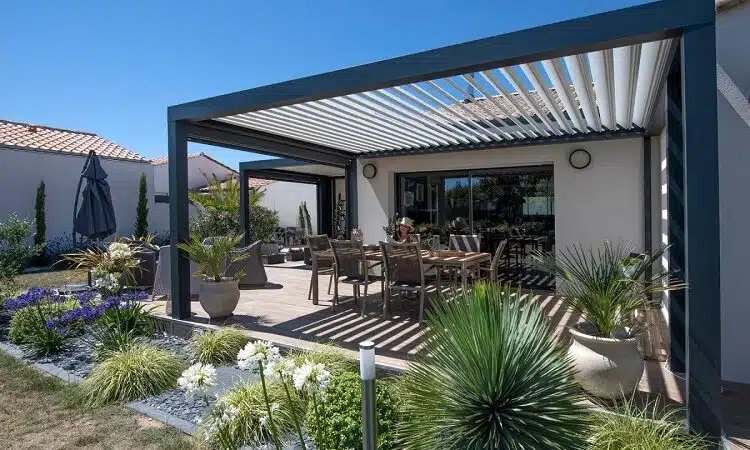 Pergolas bioclimatiques : la solution écologique pour profiter de votre jardin toute l'année